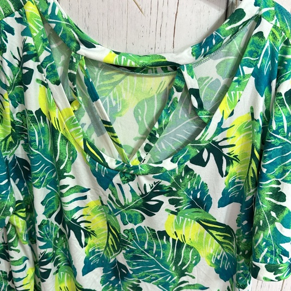 Sew in Love Palm Tree Blouse - Picture 5 of 7